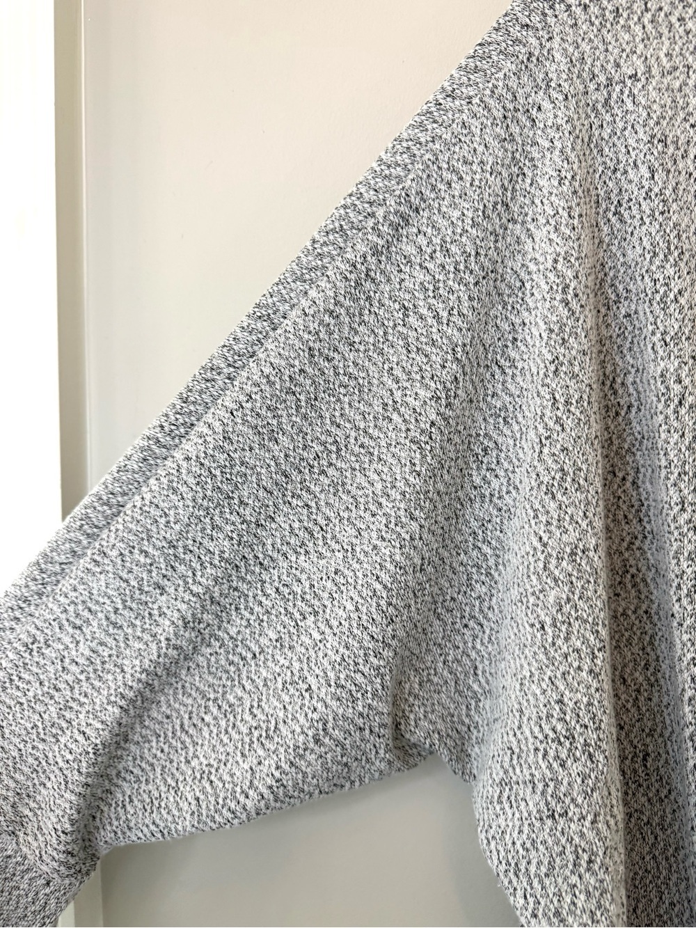 Korye Gray Wrap Sweater V-Neck Textured Knit Dolman Sleeve NWT XL - Picture 10 of 11